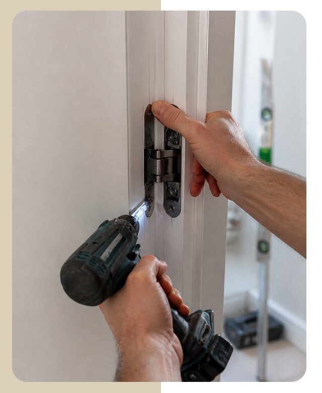 Профессиональная установка скрытых петель для дверей в Белореченске